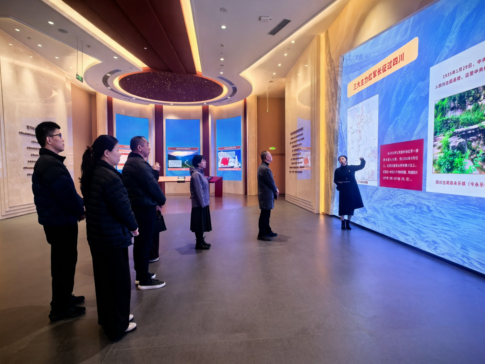 1767950530563.jpg 1767602372679.jpg